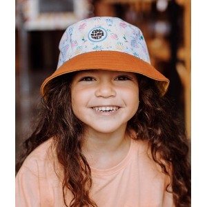 ΚΑΠΕΛΟ BUCKET WEEKEND  HELLO HOSSY