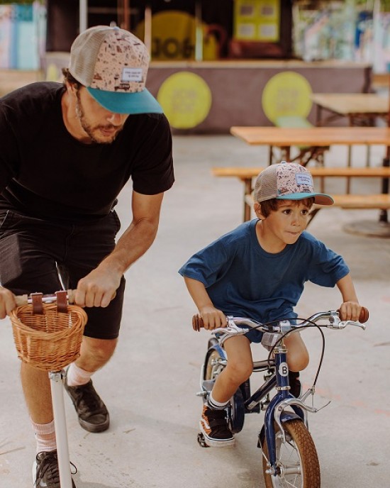 ΚΑΠΕΛΟ ΤΖΟΚΕΥ ROAD TRIP HELLO HOSSY