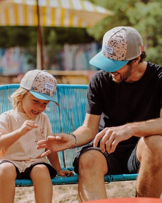 ΚΑΠΕΛΟ ΤΖΟΚΕΥ ROAD TRIP HELLO HOSSY